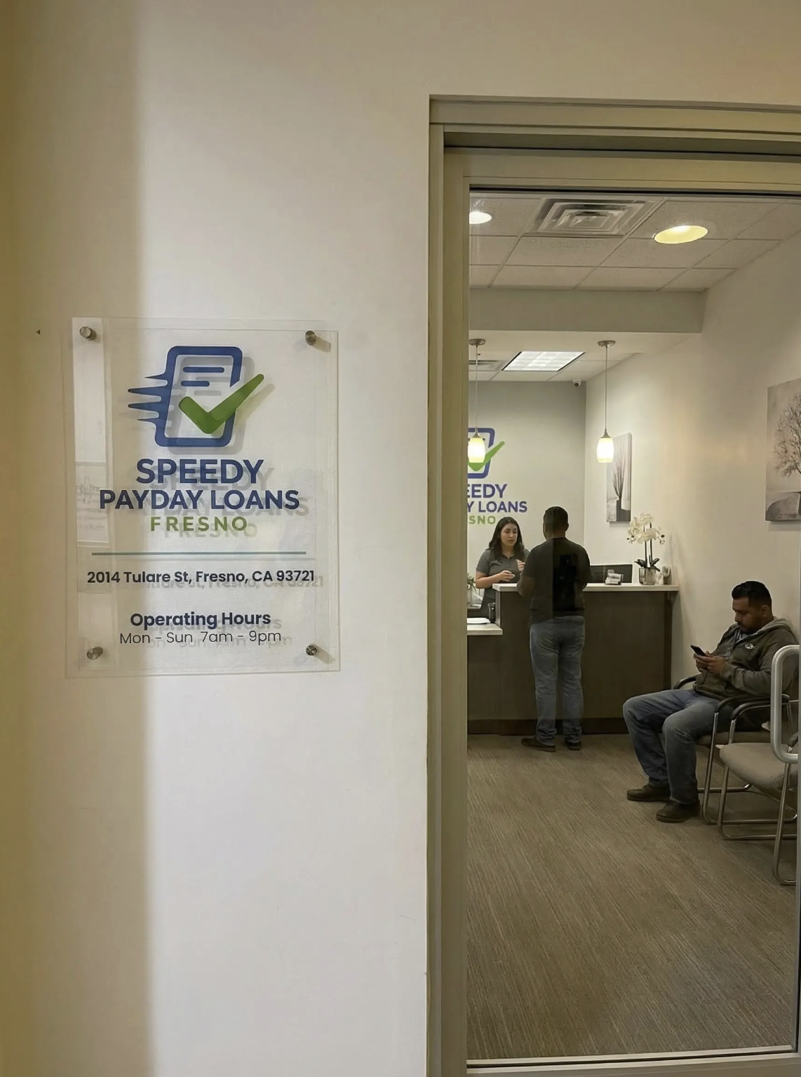 Speedy Payday Loans Fresno Signage